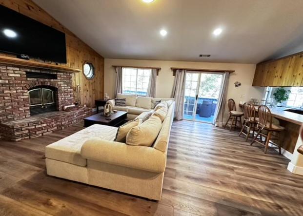 Bluebird Cabin Crestline Extérieur photo